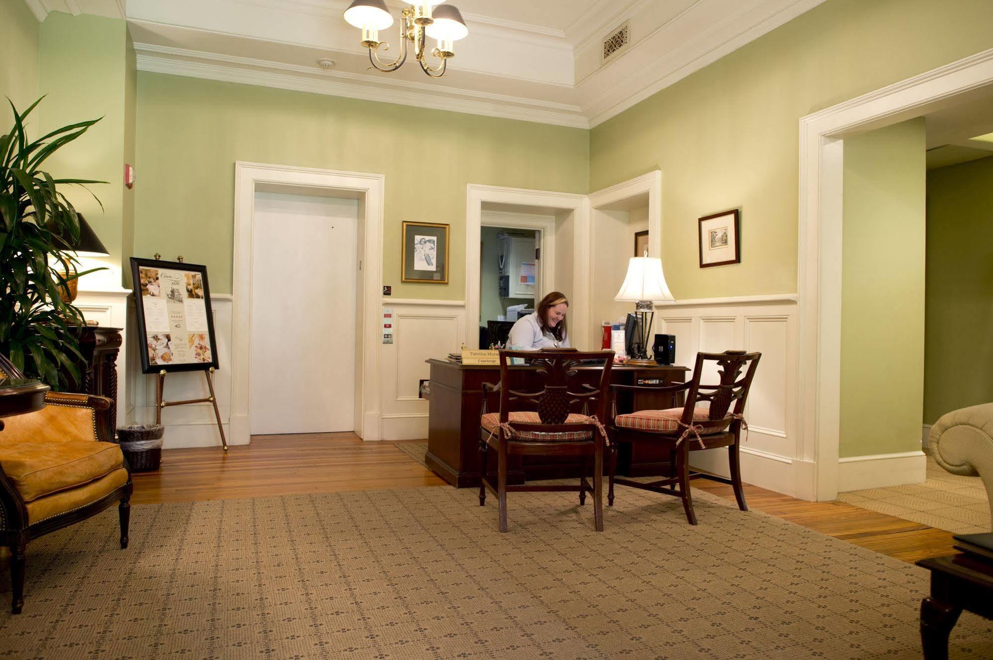 Fulton Lane Bed and breakfast 4*